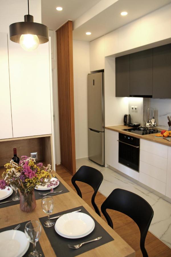קאלאתאס New Cozy Chic Apt-Ryfete Luxury Living מראה חיצוני תמונה