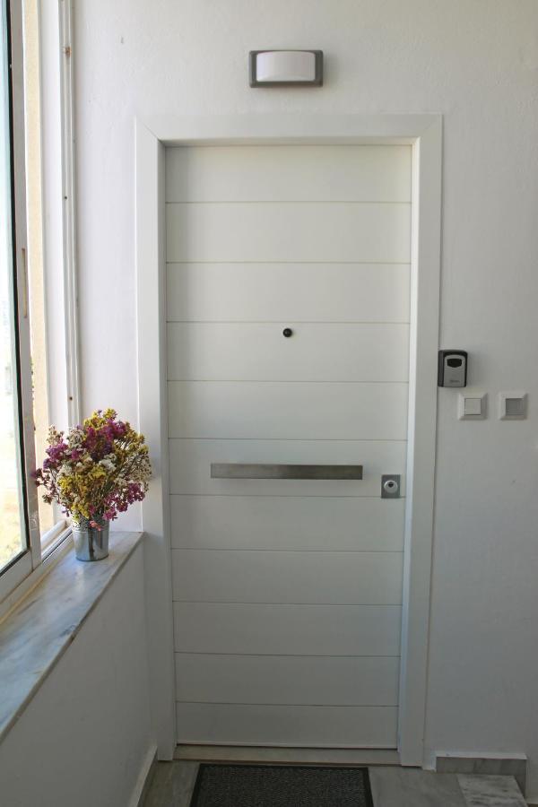 קאלאתאס New Cozy Chic Apt-Ryfete Luxury Living מראה חיצוני תמונה