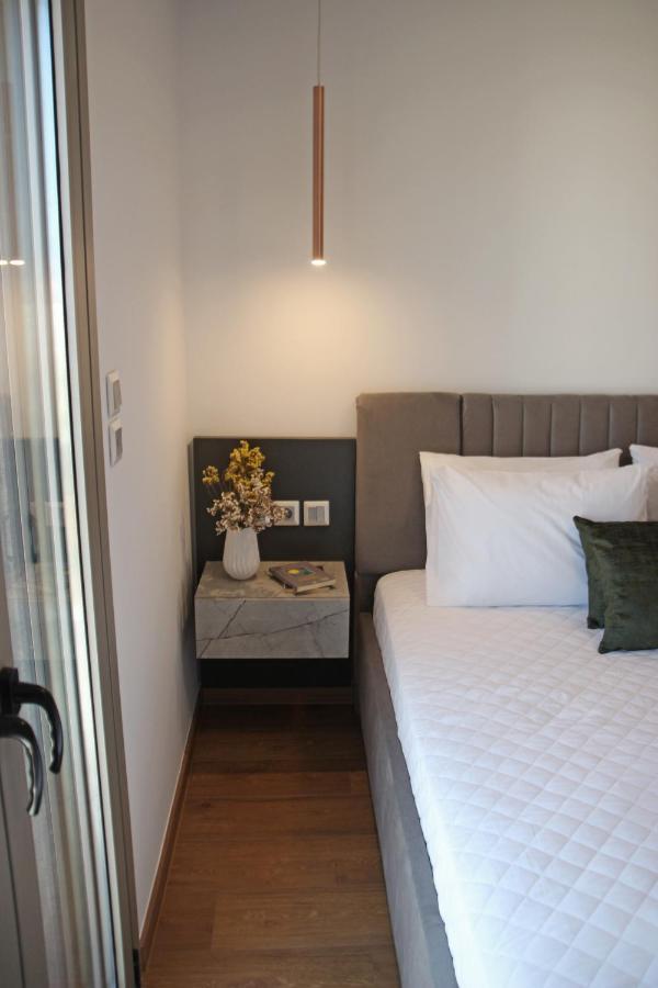 קאלאתאס New Cozy Chic Apt-Ryfete Luxury Living מראה חיצוני תמונה