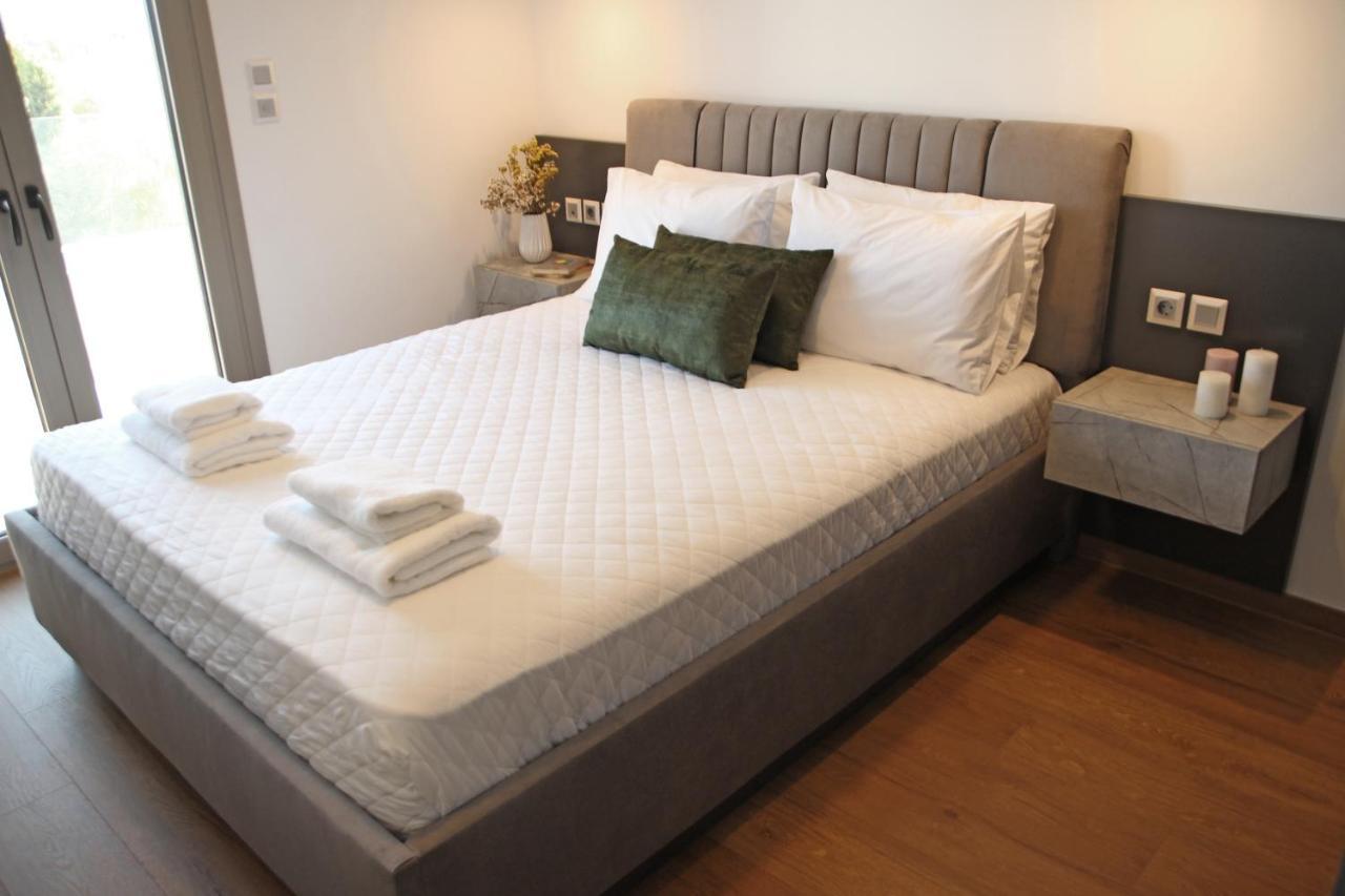 קאלאתאס New Cozy Chic Apt-Ryfete Luxury Living מראה חיצוני תמונה