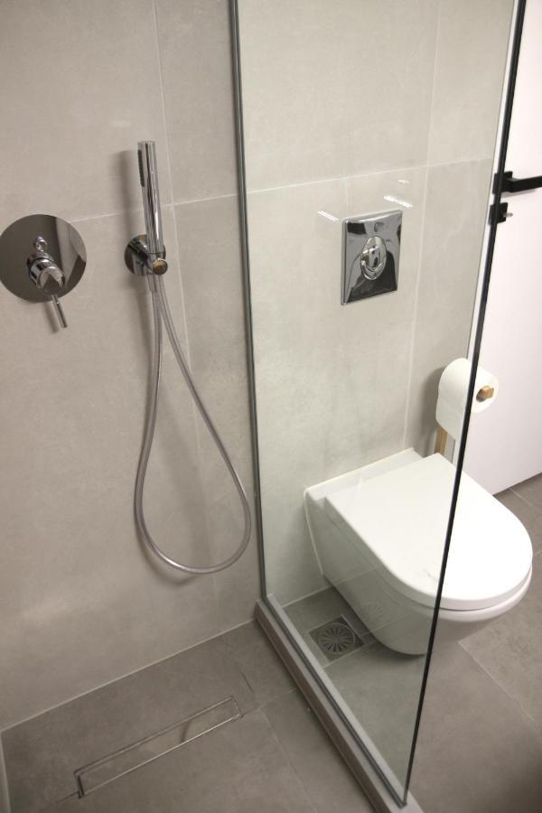 קאלאתאס New Cozy Chic Apt-Ryfete Luxury Living מראה חיצוני תמונה
